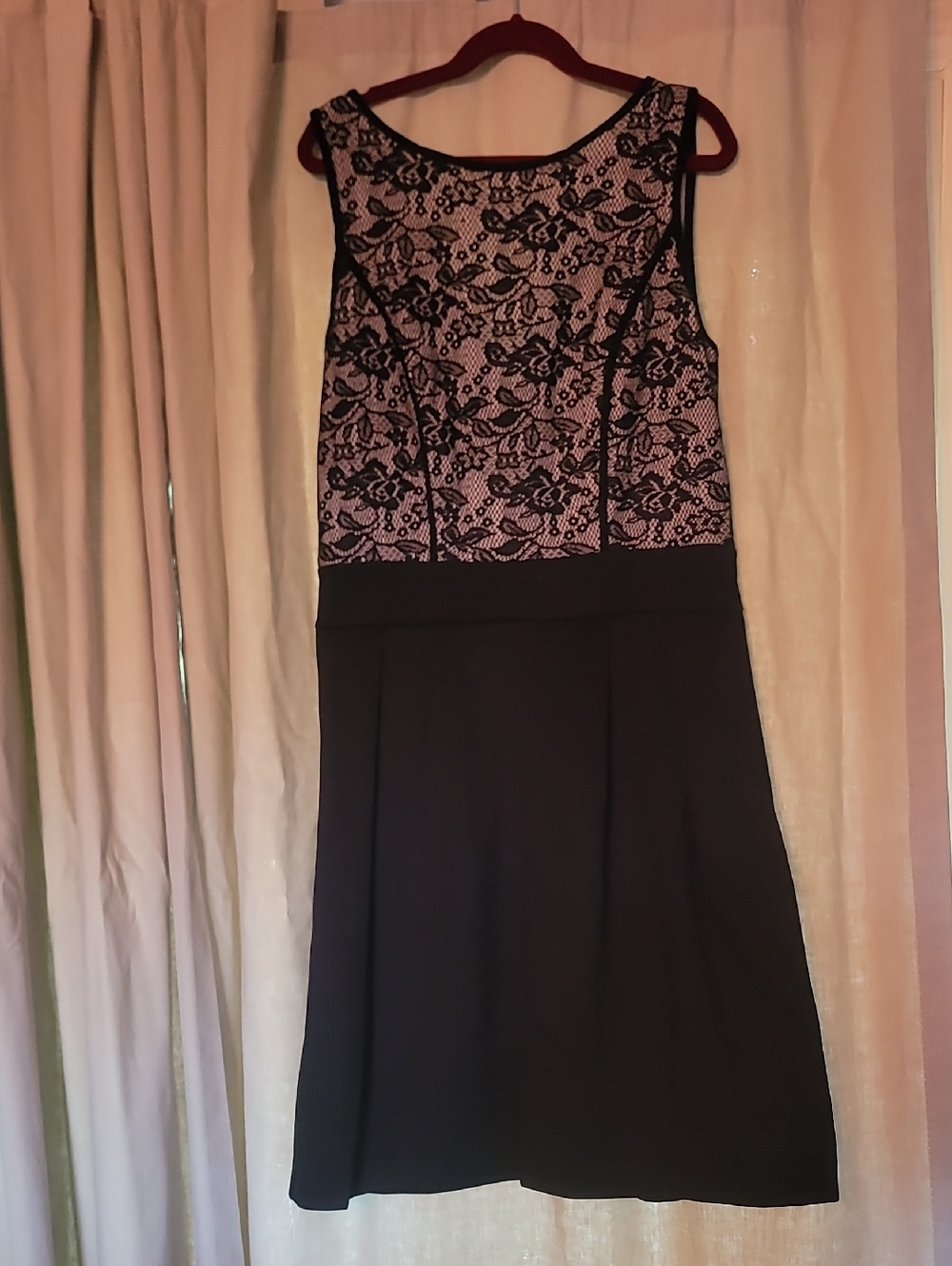 mark. Black Lace-Overlay Sleeveless Midi Dress